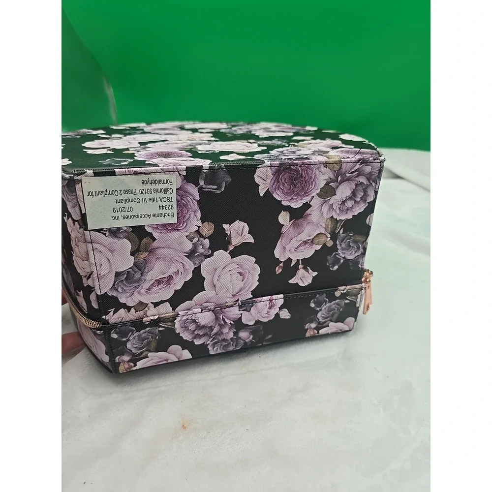 Ellen Tracy Floral Print Logo‎ Cosmetics Makeup Travel Bag Zip